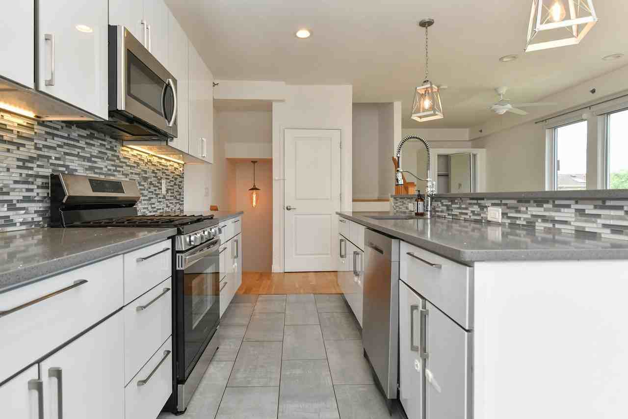 58 Giles Ave #3 - Photo 3 of 29