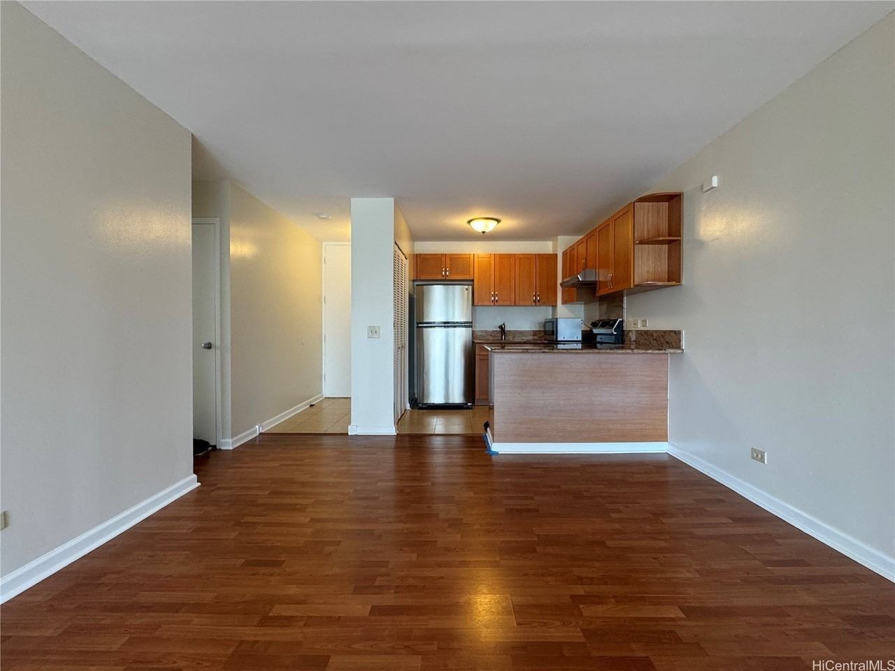 2474 Kapiolani Blvd #401 - Photo 5 of 16