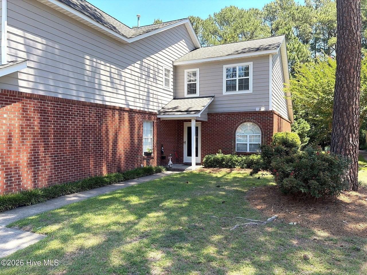 2708 Townes Dr - Photo 3 of 6