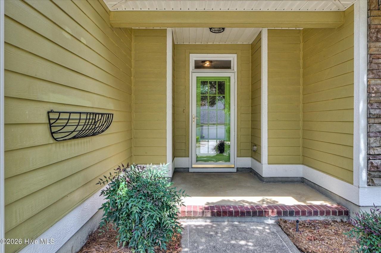 2037 Magnolia Pkwy - Photo 5 of 50