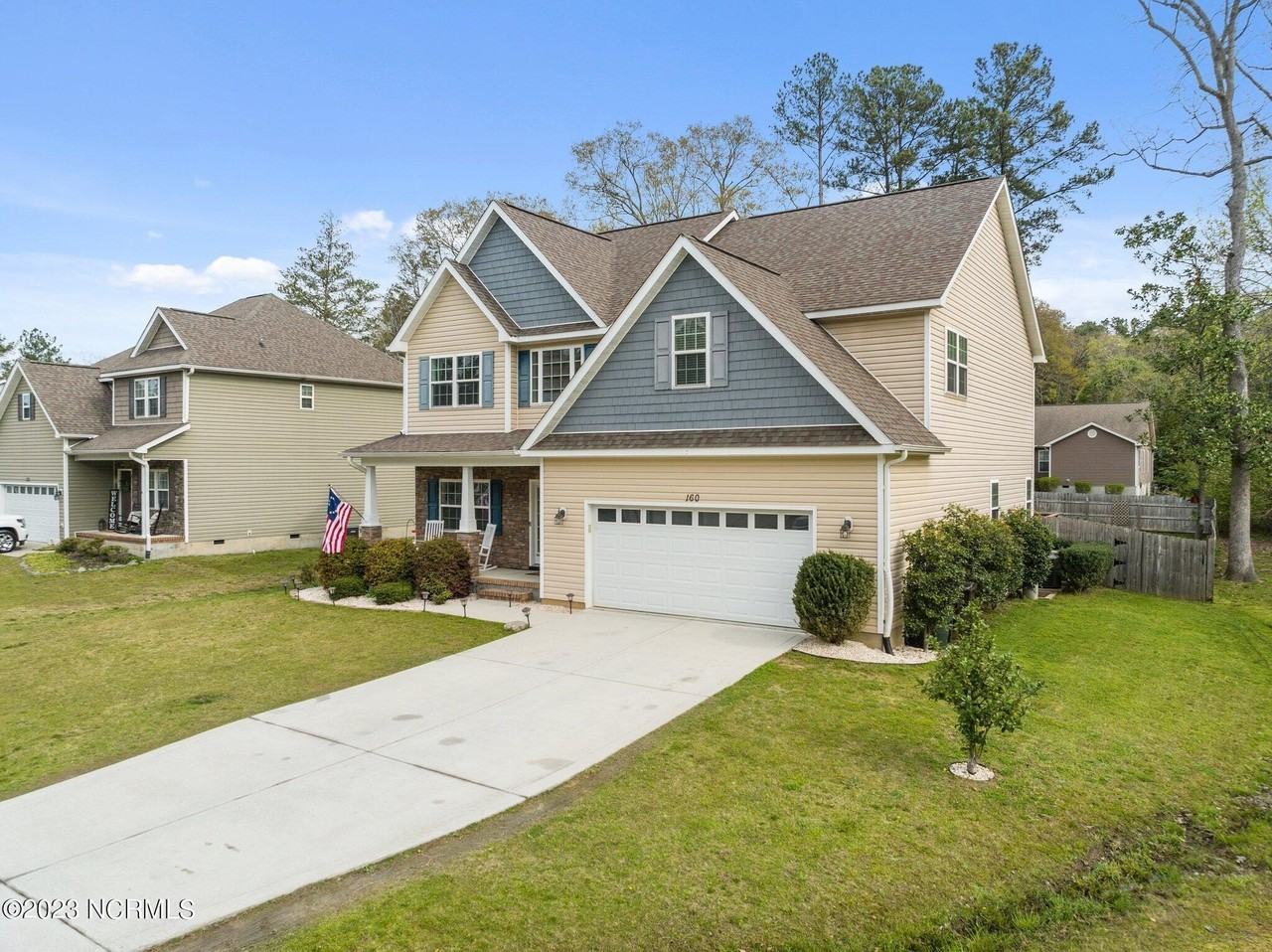 160 Argyll Ave - Photo 2 of 36