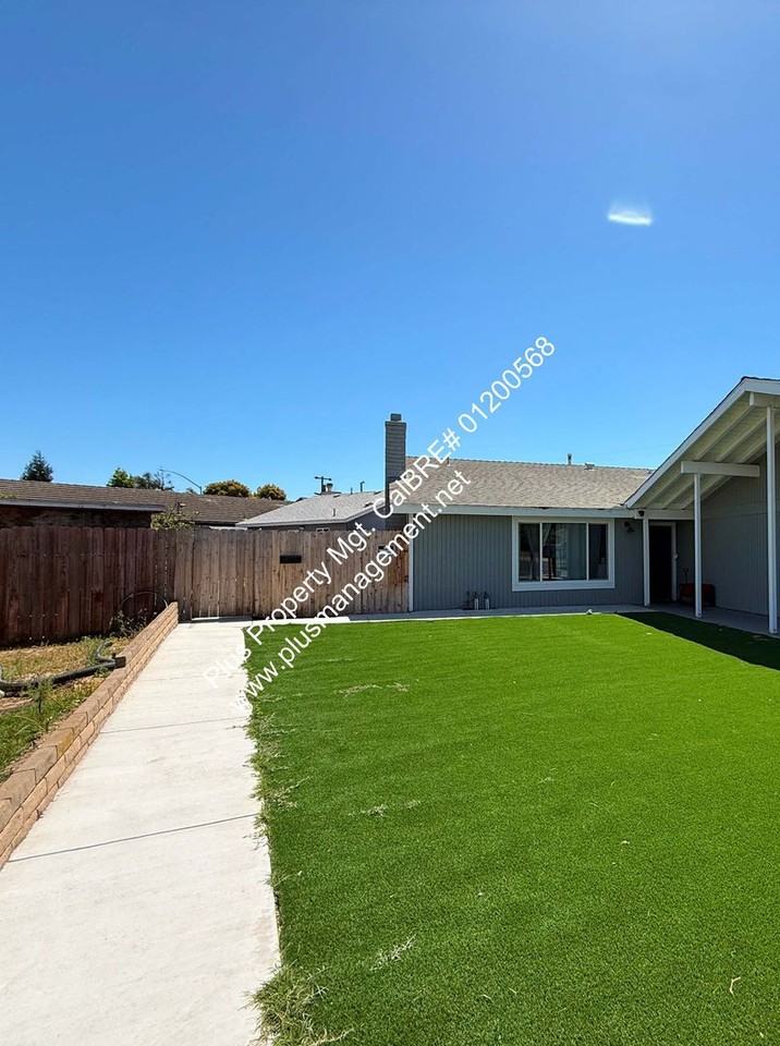 1520 Jonathan Pl #A - Photo 2 of 34