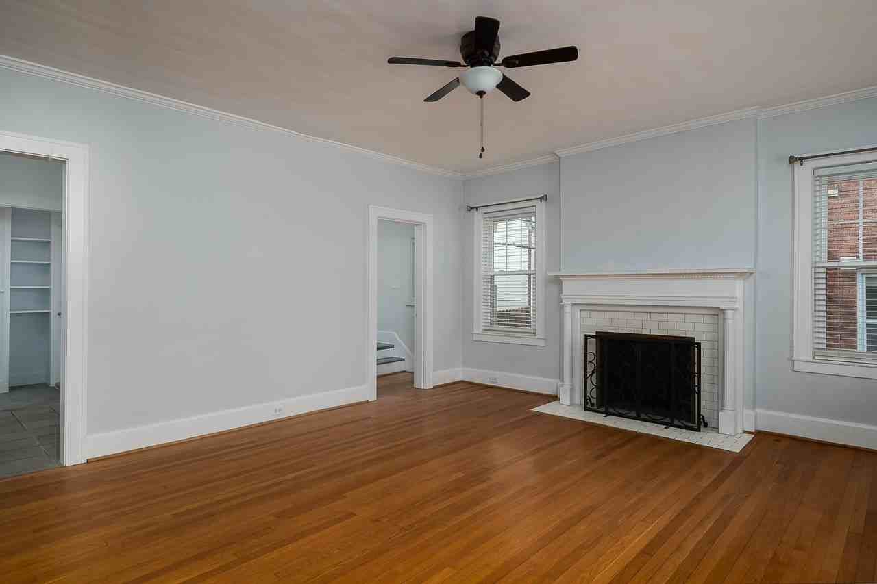 1378 Fontaine Rd - Photo 4 of 45