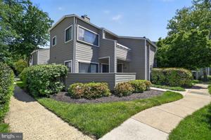 featured image of 1957A Villaridge Dr