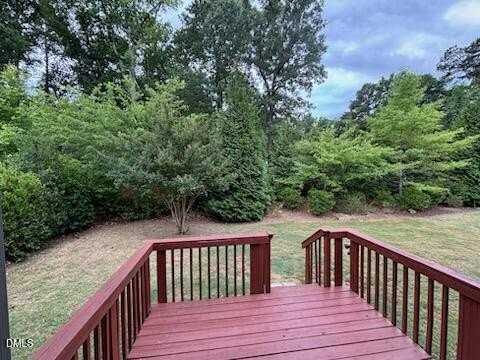 445 Pine Burr St - Photo 5 of 24