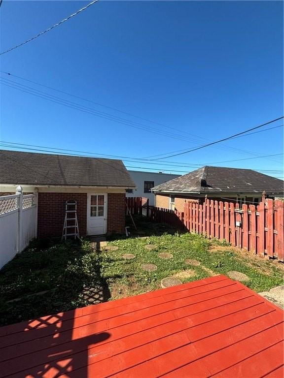 2238 Fairview Ave - Photo 5 of 20