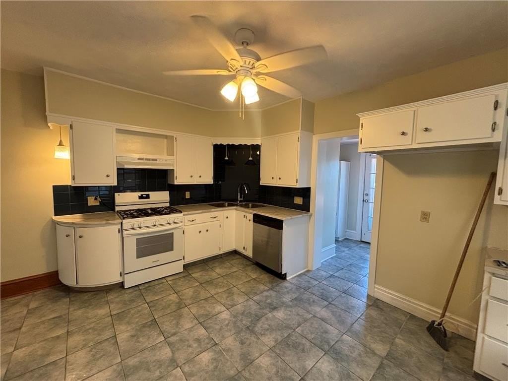 2238 Fairview Ave - Photo 2 of 20