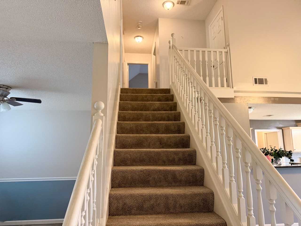 240 Magnolia Garden Ln - Photo 4 of 11