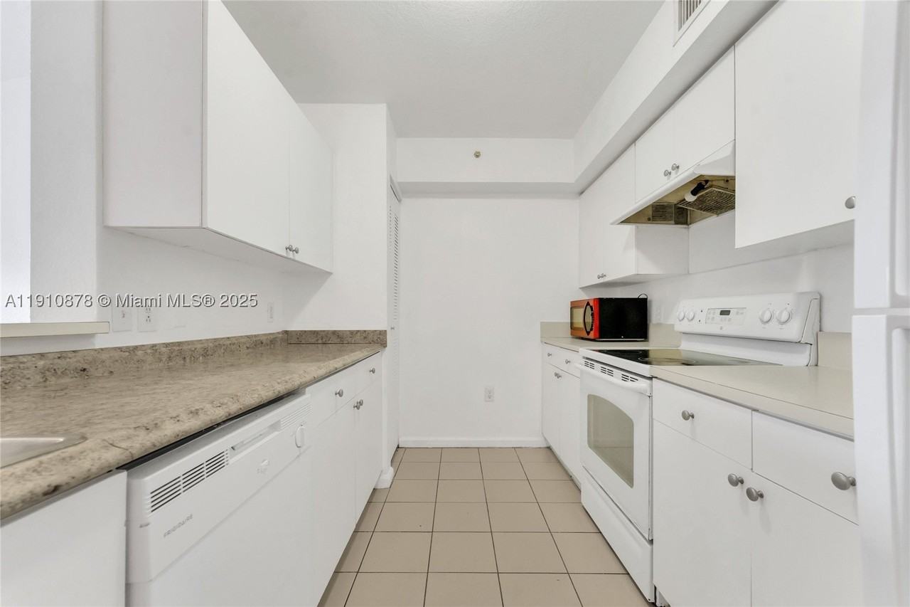 15400 Sw 284th St #1312 - Photo 7 of 22