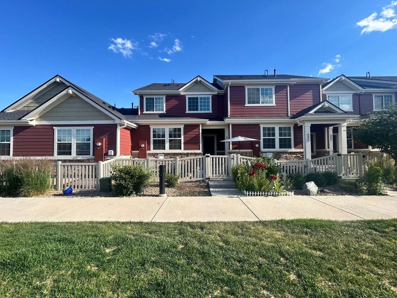 215 Jackson Dr