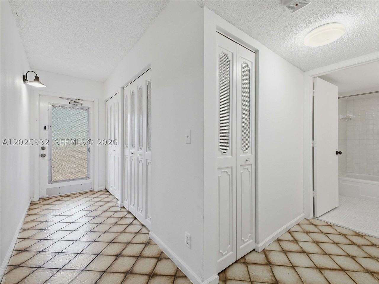 14623 Bonaire Blvd #405 - Photo 3 of 38