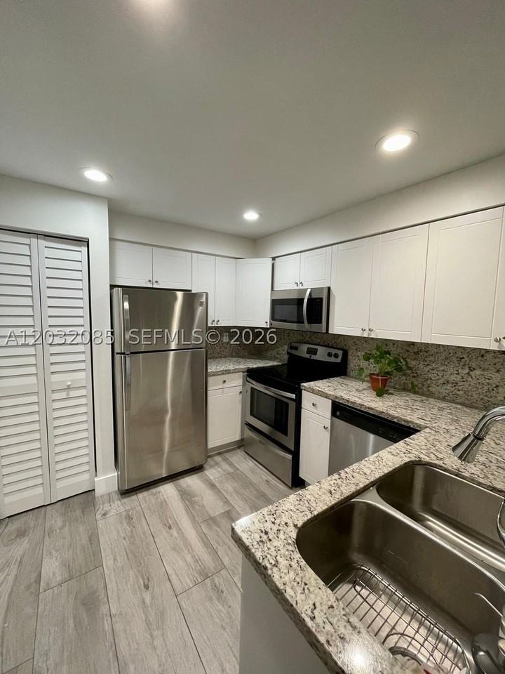 8604 Sw 156th Pl #330 - Photo 3 of 16