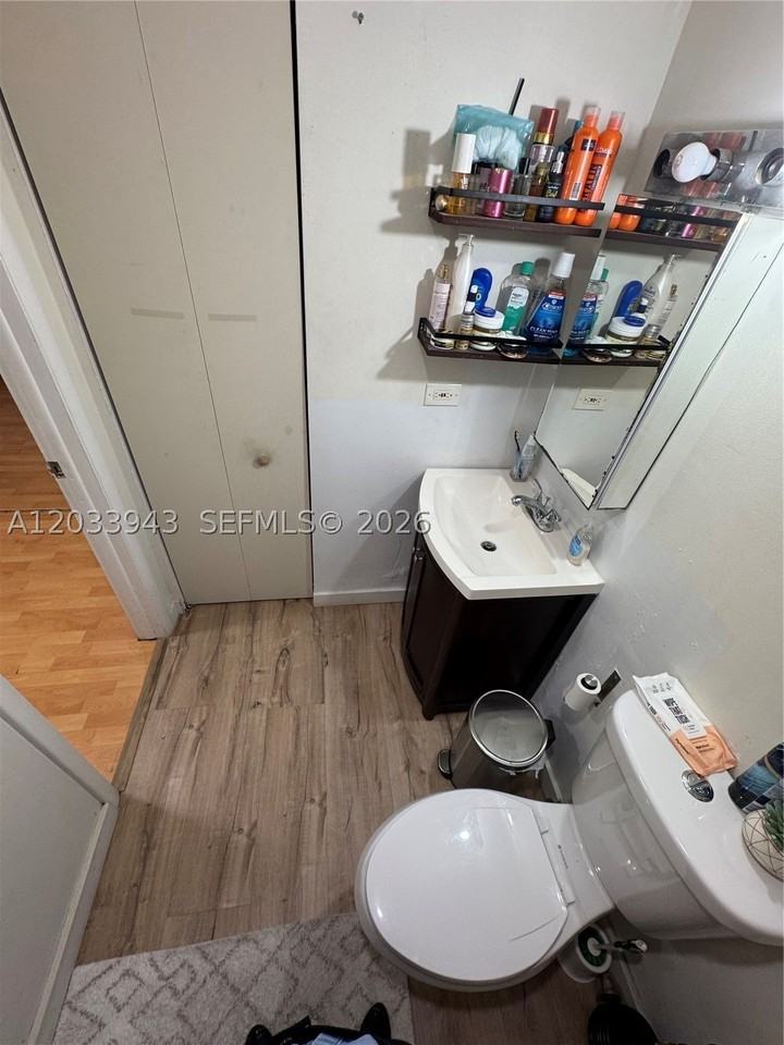 645 Ne 121st St #304 - Photo 6 of 16