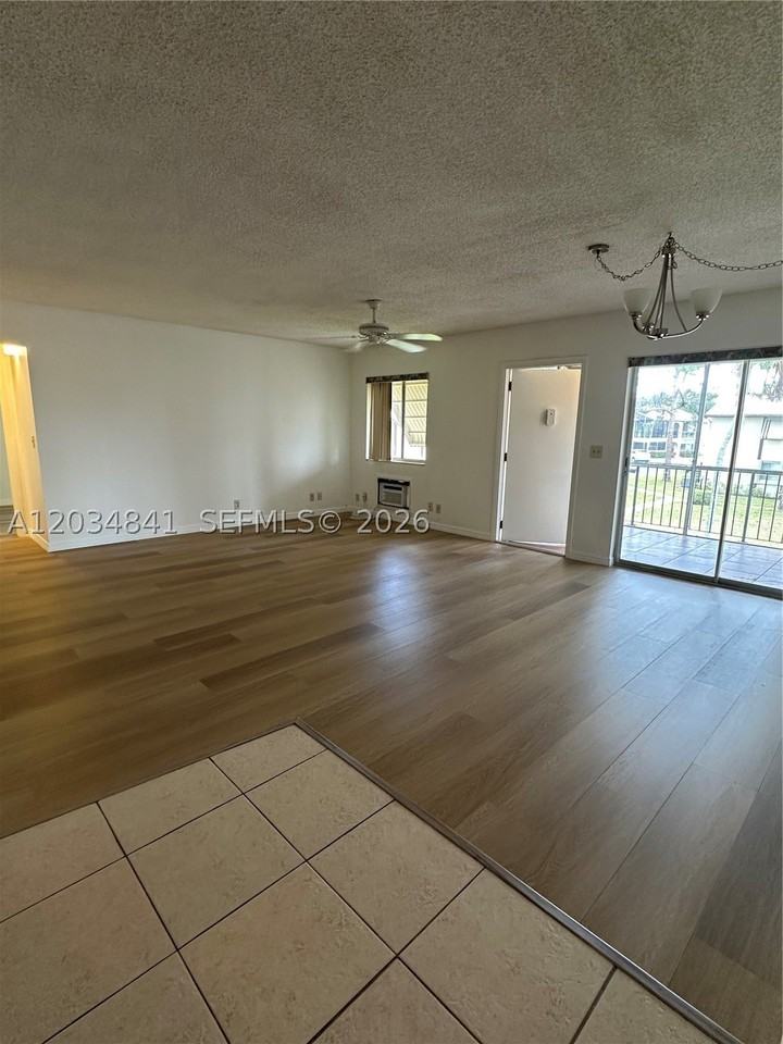 3490 La Jardin Ct #B2 - Photo 3 of 16