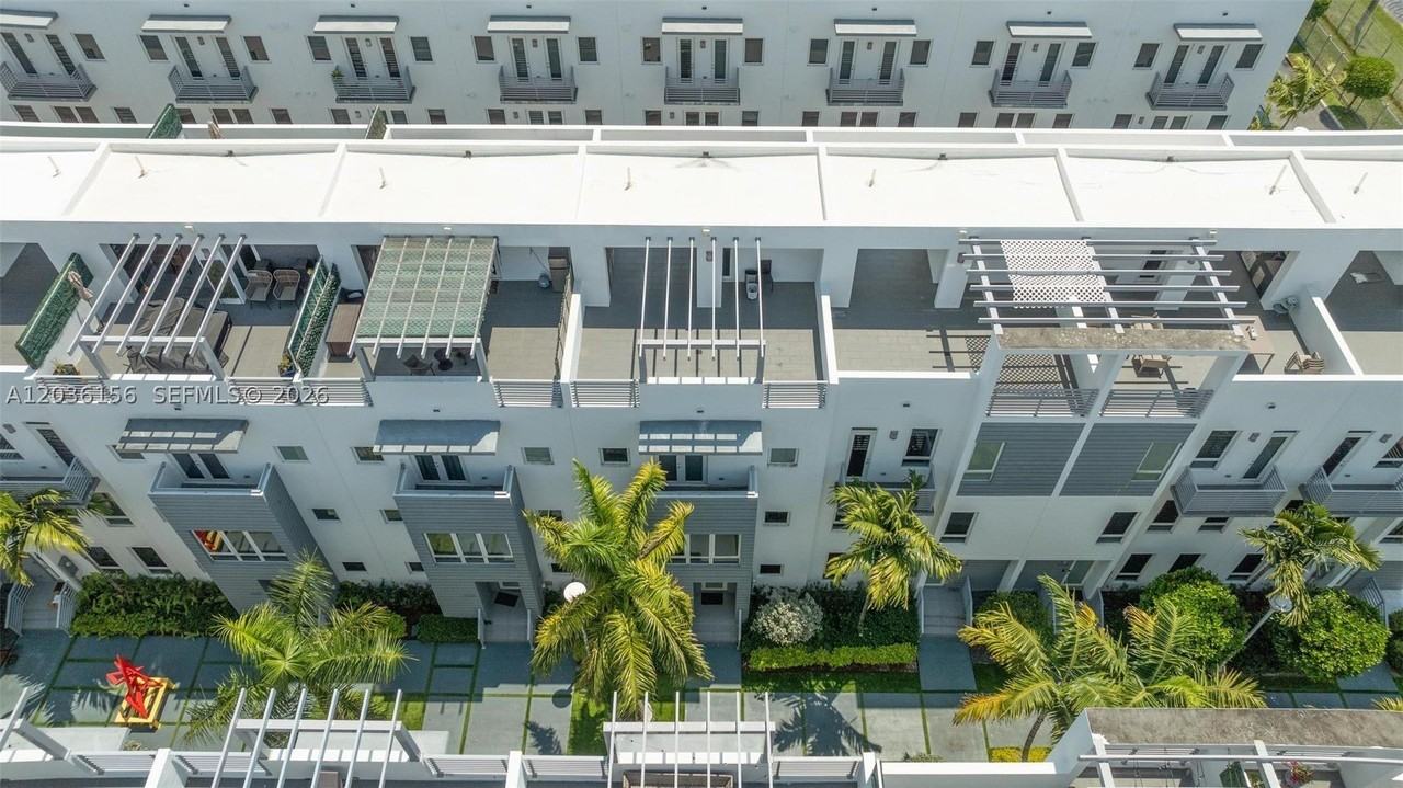 9161 Nw 33rd St #0 - Photo 7 of 50