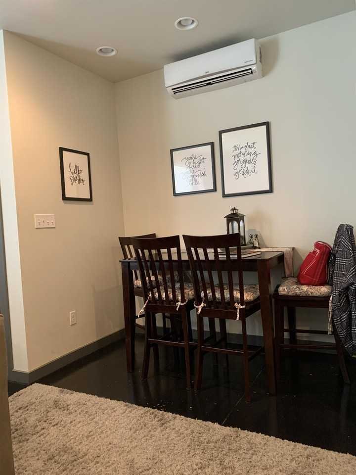 300 N Parker Ave Apt B #300B - Photo 4 of 23