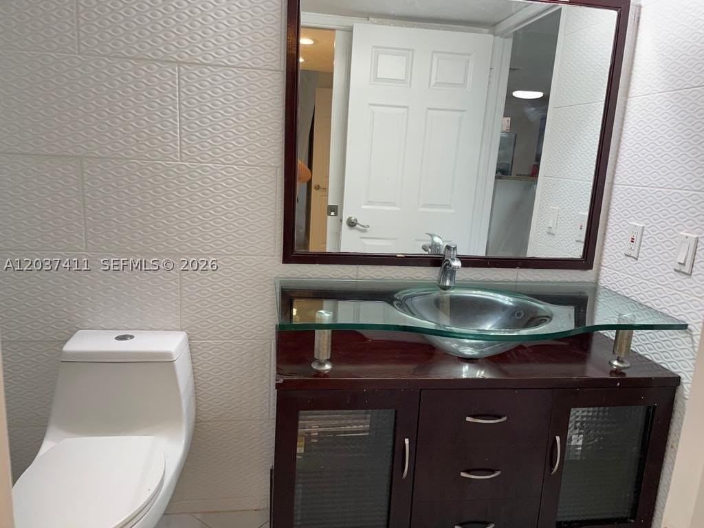 8000 Sw 149th Ave #A406 - Photo 6 of 17