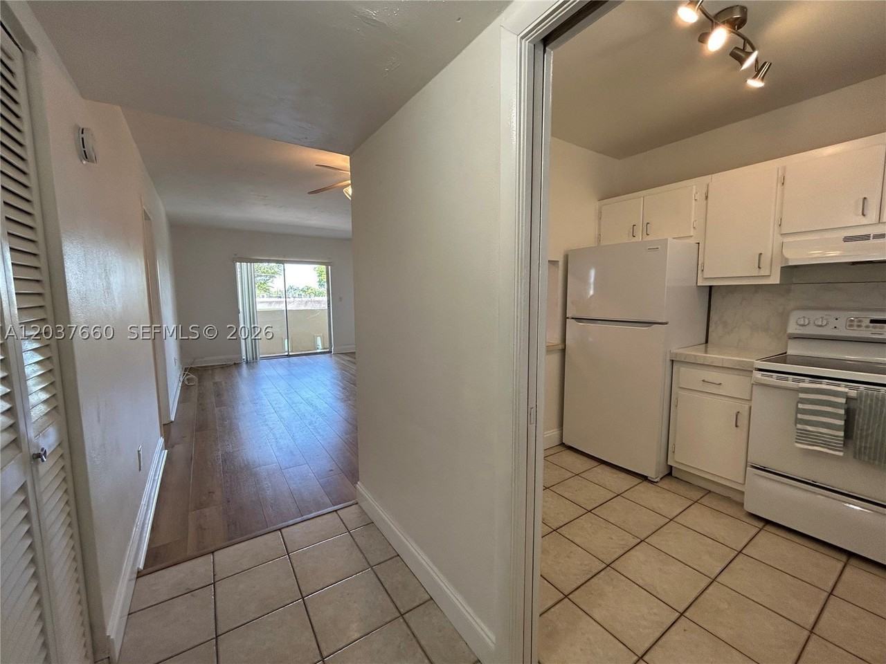 7505 Sw 82nd St #320 - Photo 4 of 38