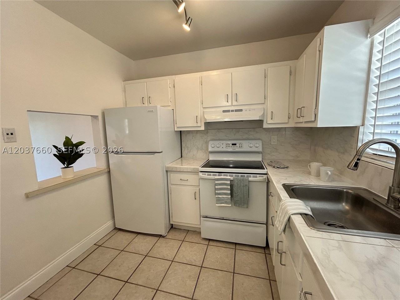 7505 Sw 82nd St #320 - Photo 5 of 38