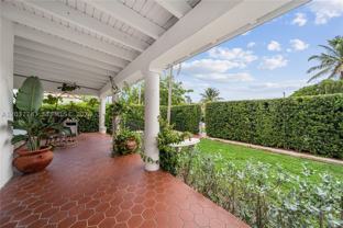 2421 Sw 26th Ln - Photo 1 of 1