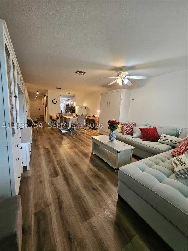 3015 Sw 21st Ter #371B - Photo 3 of 17
