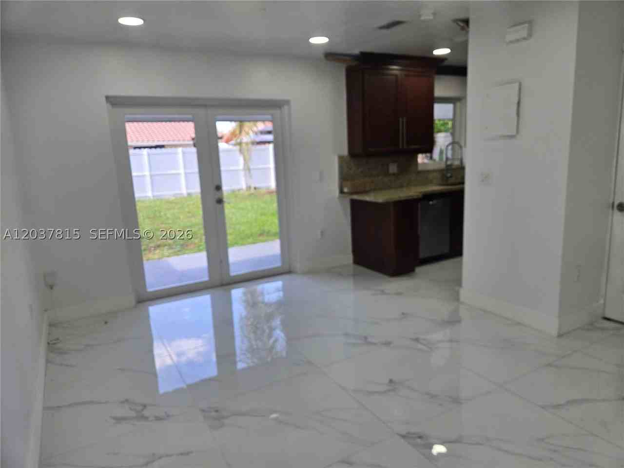 13520 Sw 64th Ln #13522 - Photo 5 of 19