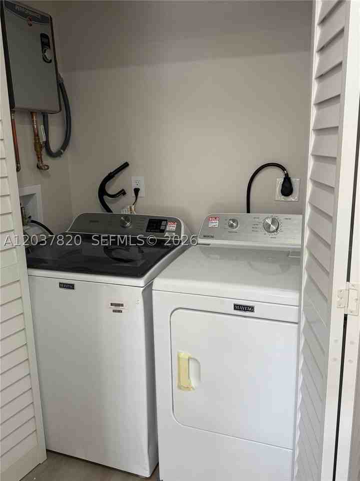7502 Sw 109th Pl - Photo 6 of 13