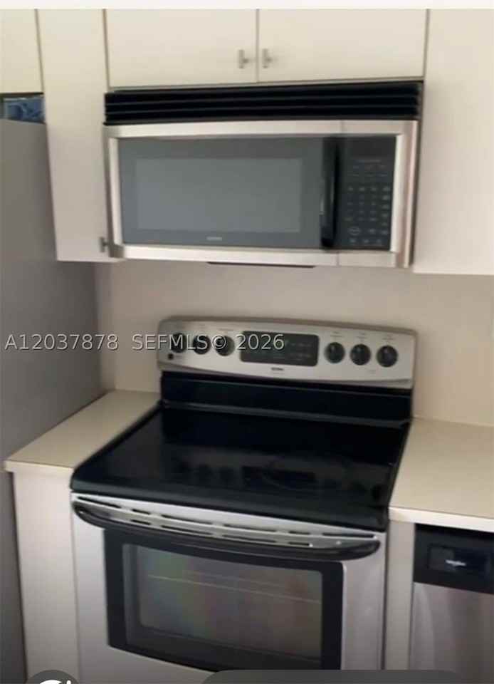 1270 Se 26th St #204 - Photo 6 of 13