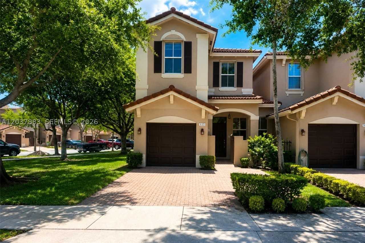 935 Sw 154th Path