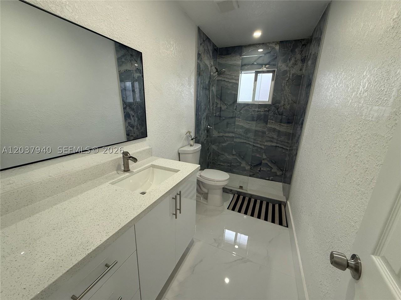 17221 Nw 32nd Ave #17221 - Photo 4 of 7