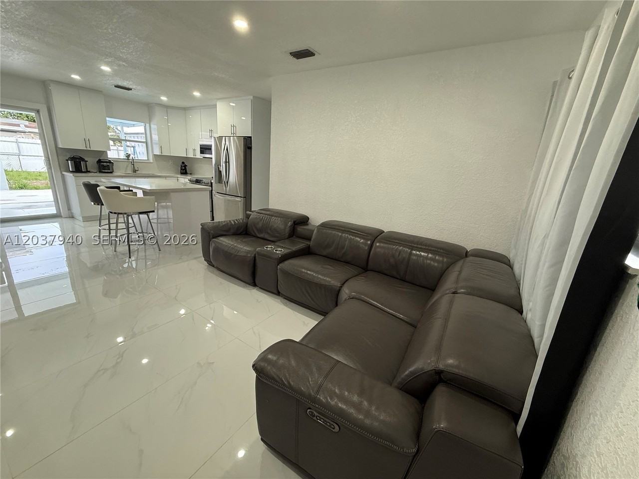 17221 Nw 32nd Ave #17221 - Photo 5 of 7
