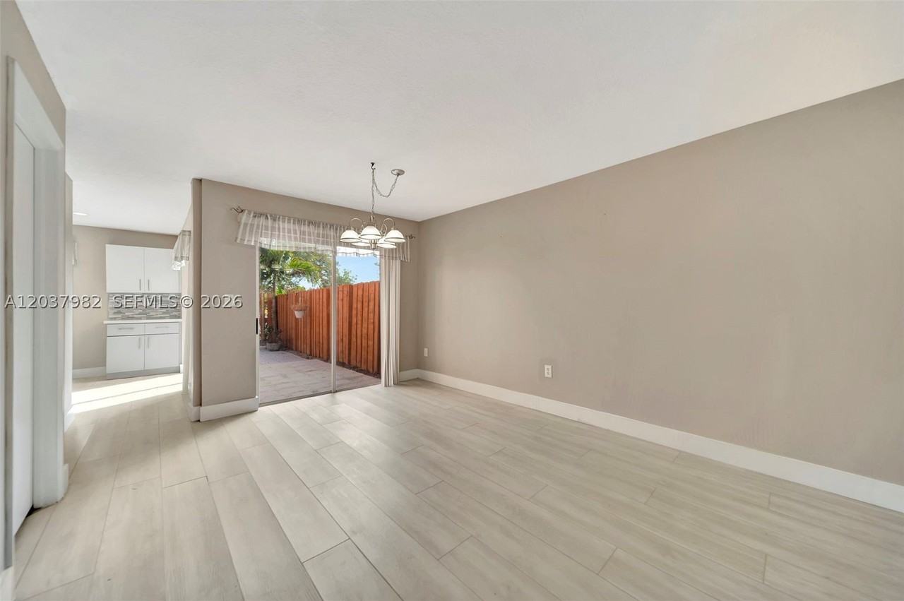 3773 Sw 153rd Ct #3773 - Photo 6 of 35