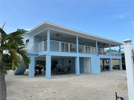 featured image of 9502 Aviation Blvd #9502