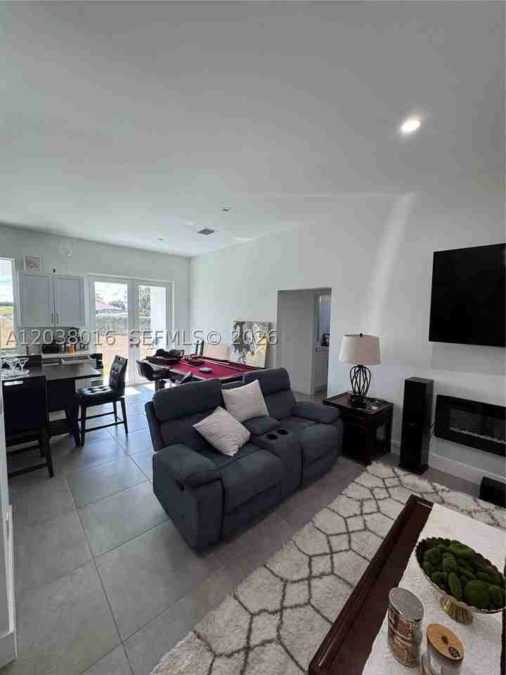 5012 Gunn Pl #0 - Photo 4 of 31