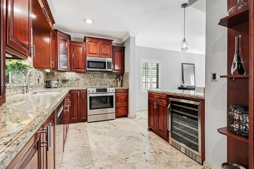 111 Sw 29th Rd #111 - Photo 5 of 12