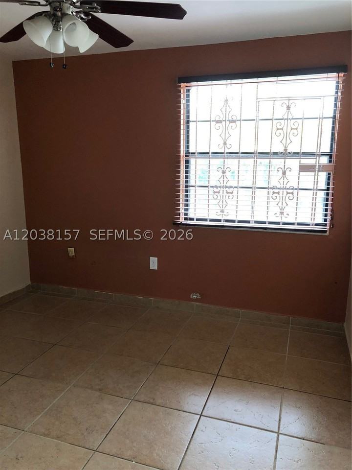 3808 Sw 79th Ave #63 - Photo 2 of 11