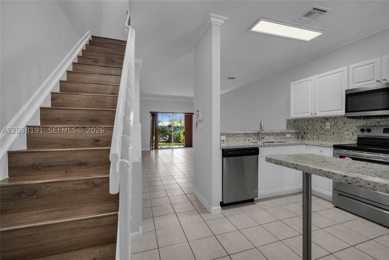 17359 Nw 7th Ave #1505 - Photo 2 of 28