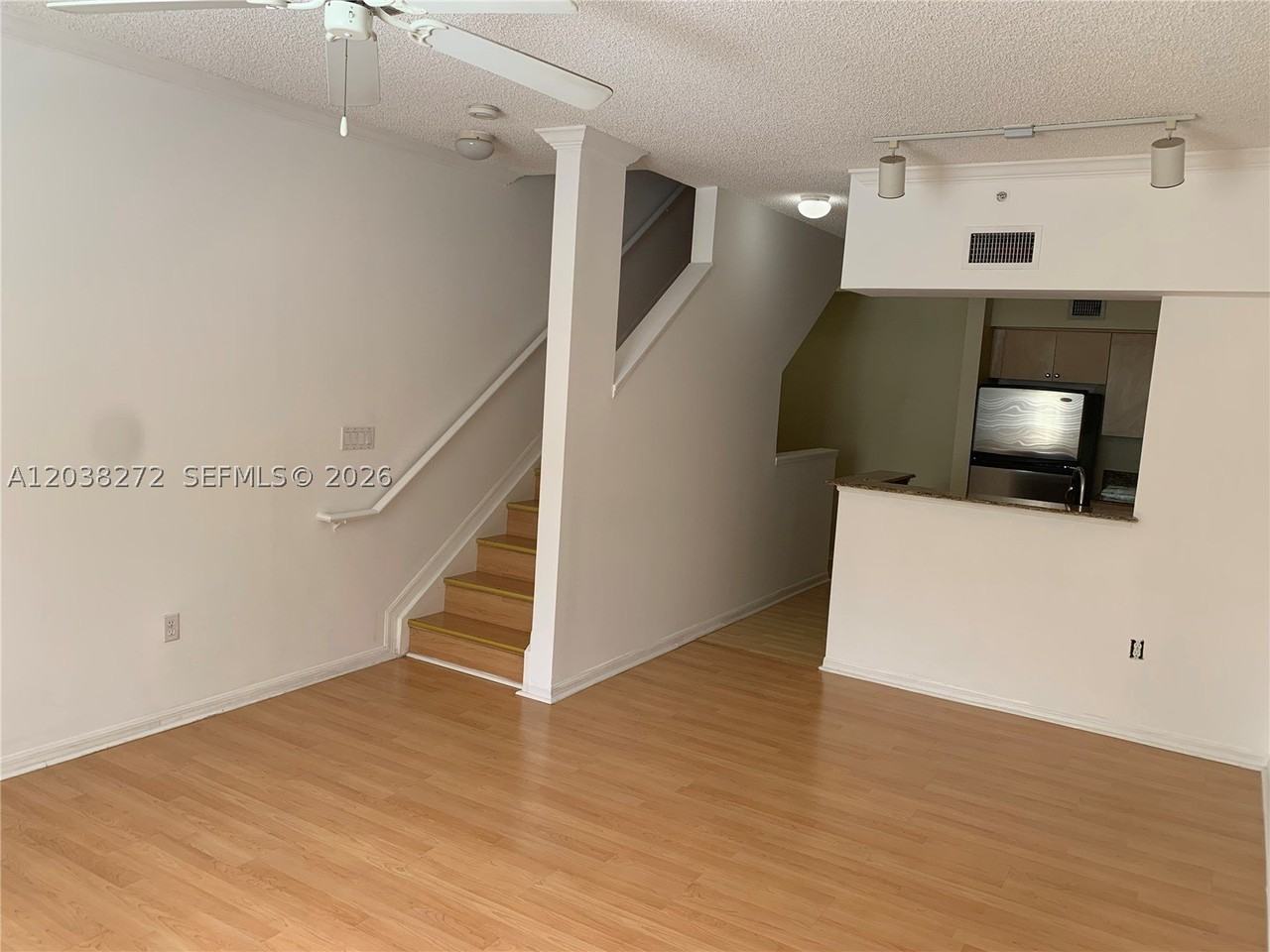 2961 Ne 185th St #1601 - Photo 5 of 14