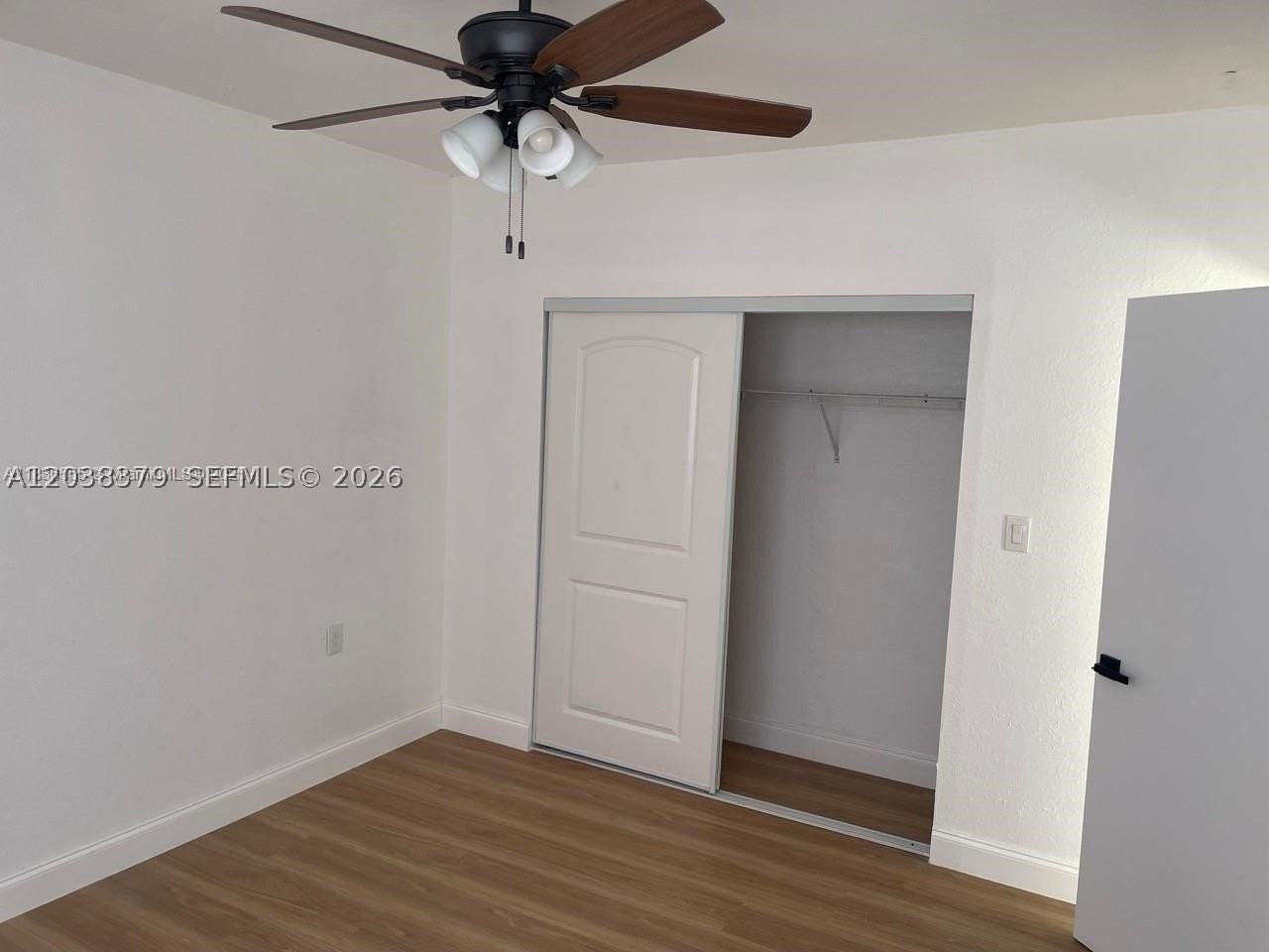 219 Sw 21st Ave #3 - Photo 3 of 7