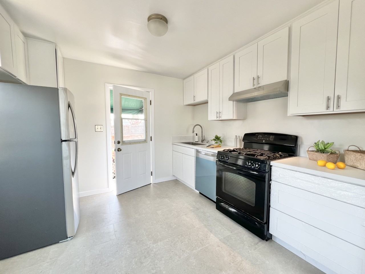 4626 50th St #1 - Photo 4 of 16