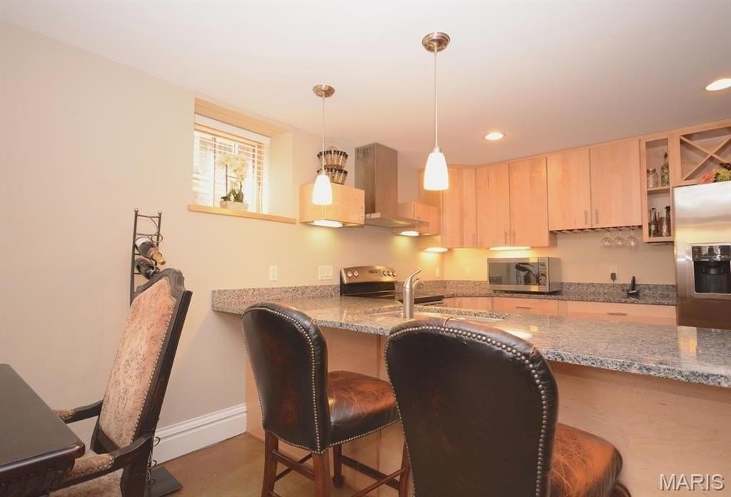 6321 Southwood Ave #4 - Photo 5 of 18