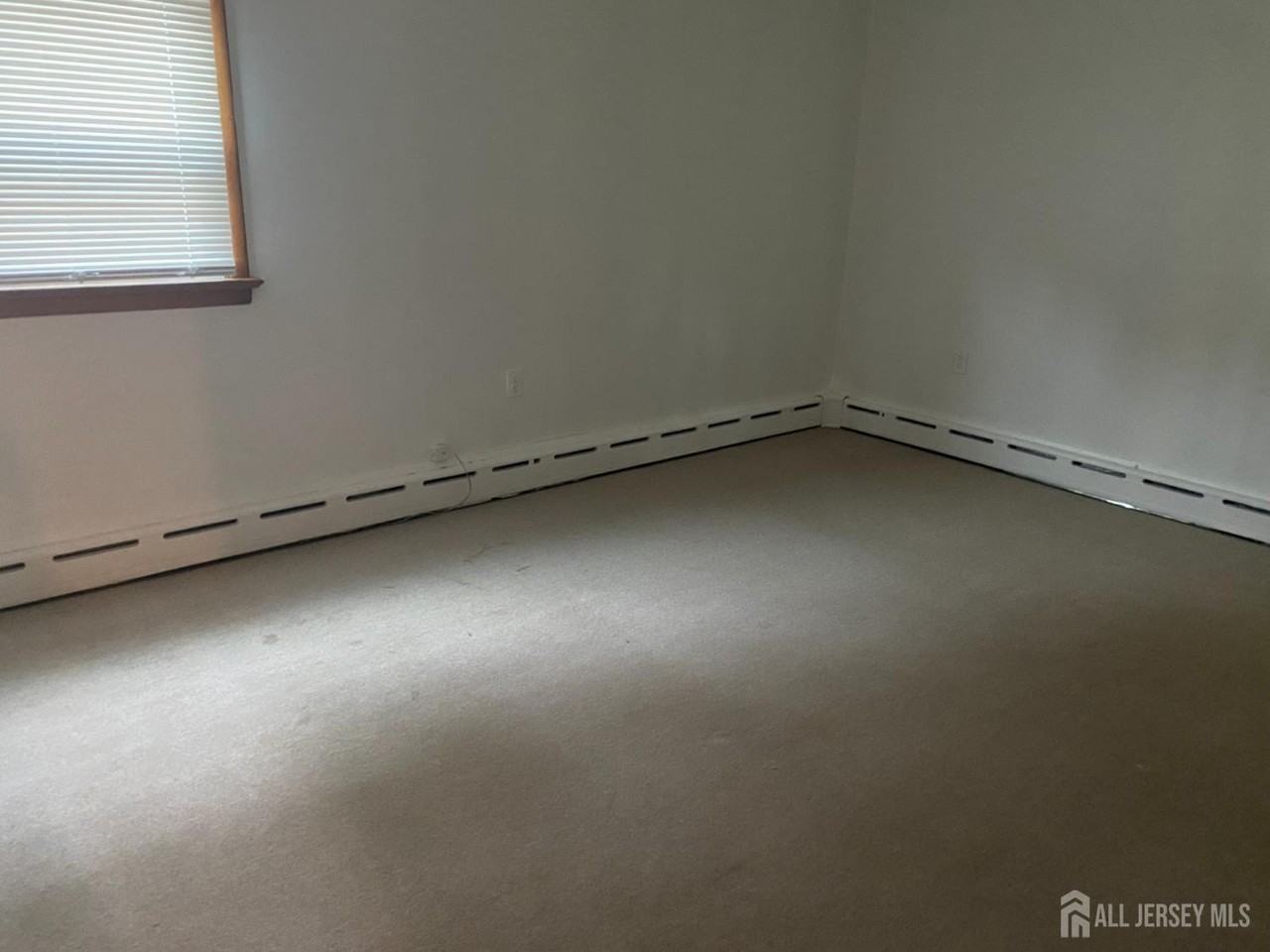 123 Highland Ave - Photo 6 of 8