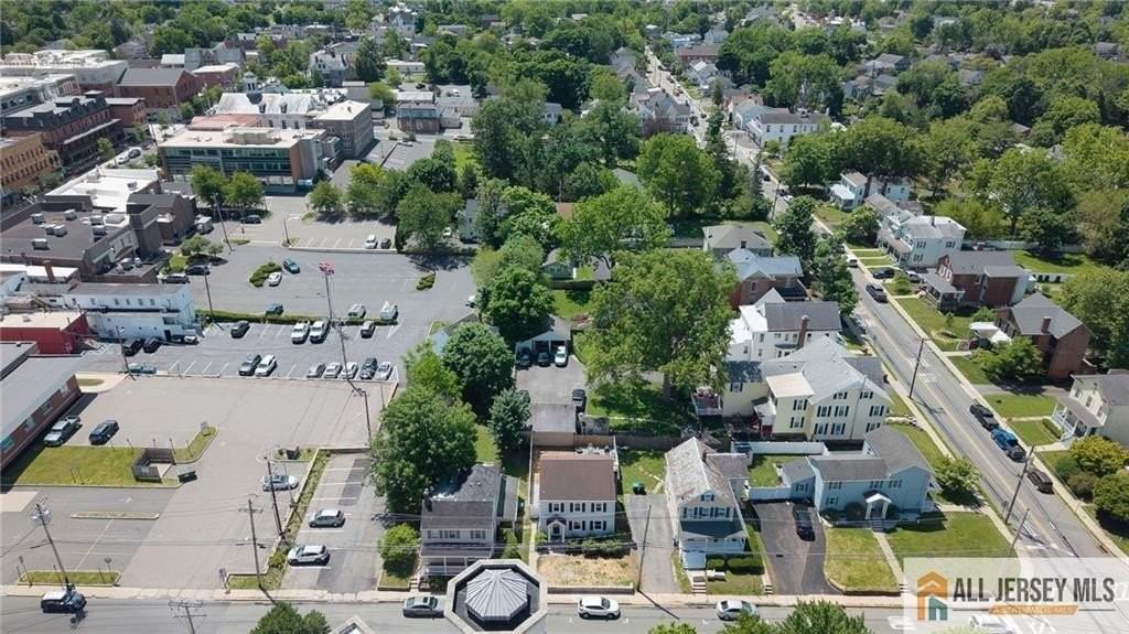 12 Capner St - Photo 6 of 34