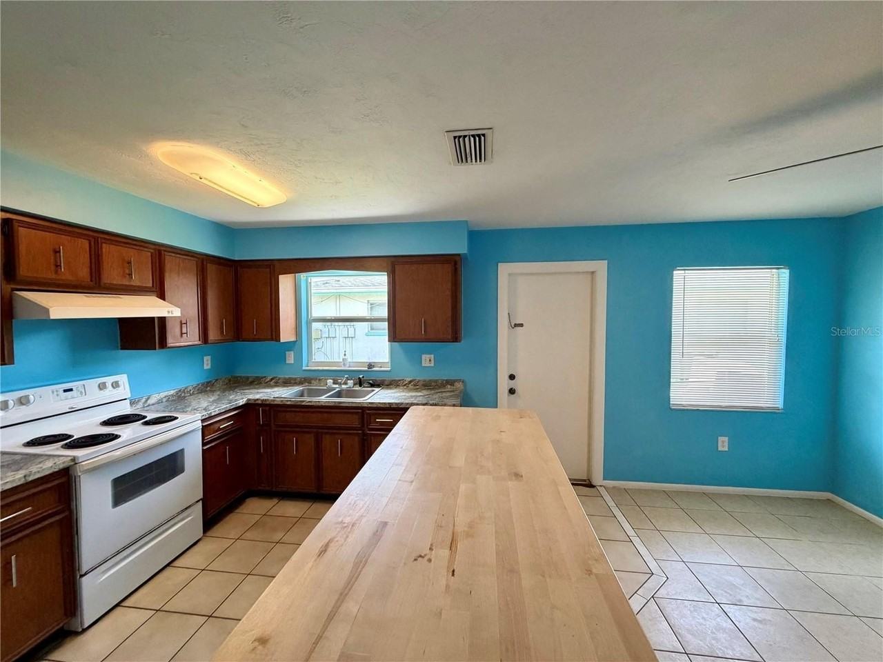2507 Terry Ln - Photo 5 of 12