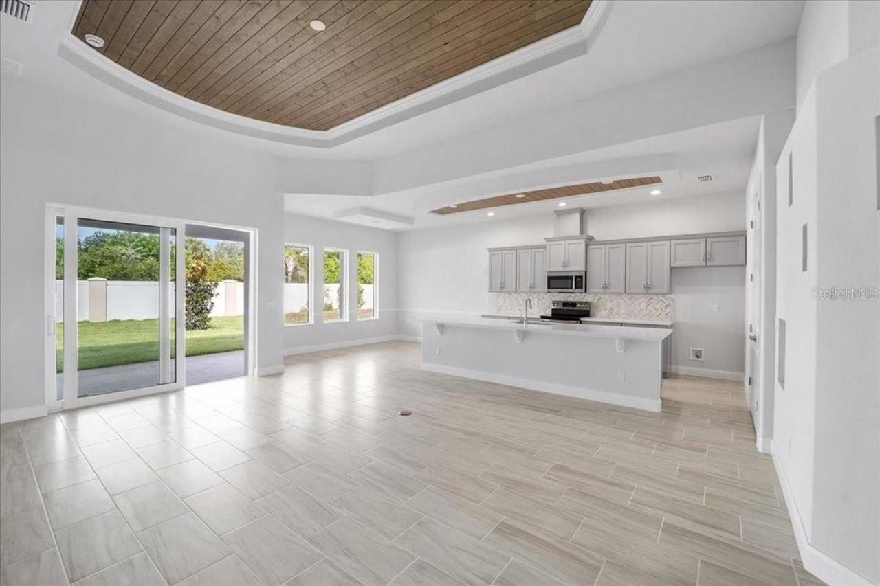 60 Del Palma Dr - Photo 6 of 36