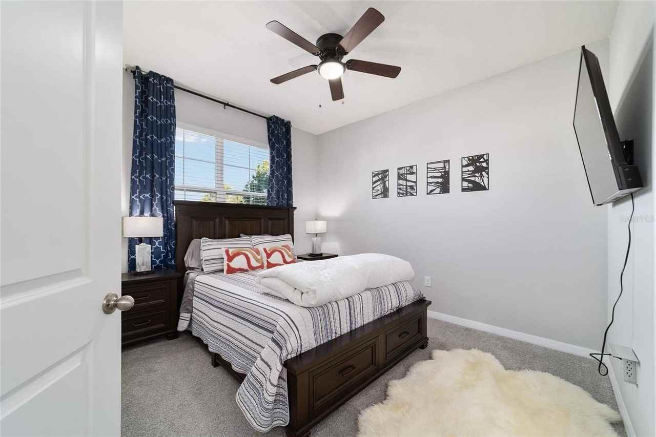 8521 Sw 59th Ter - Photo 4 of 50