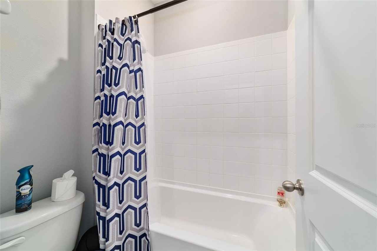 8521 Sw 59th Ter - Photo 6 of 50