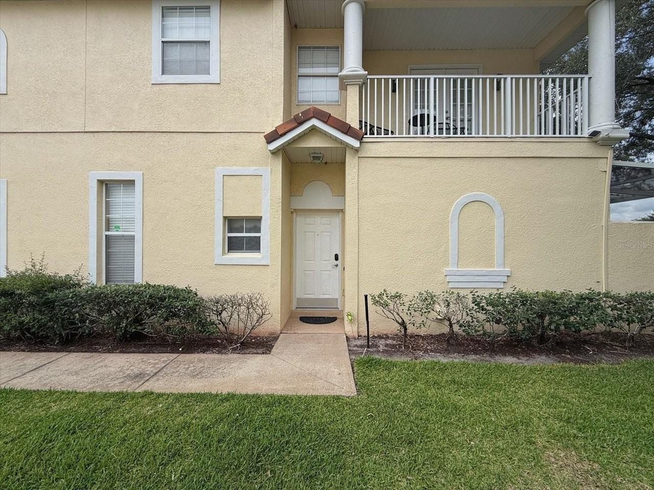 1302 S Beach Cir - Photo 2 of 38