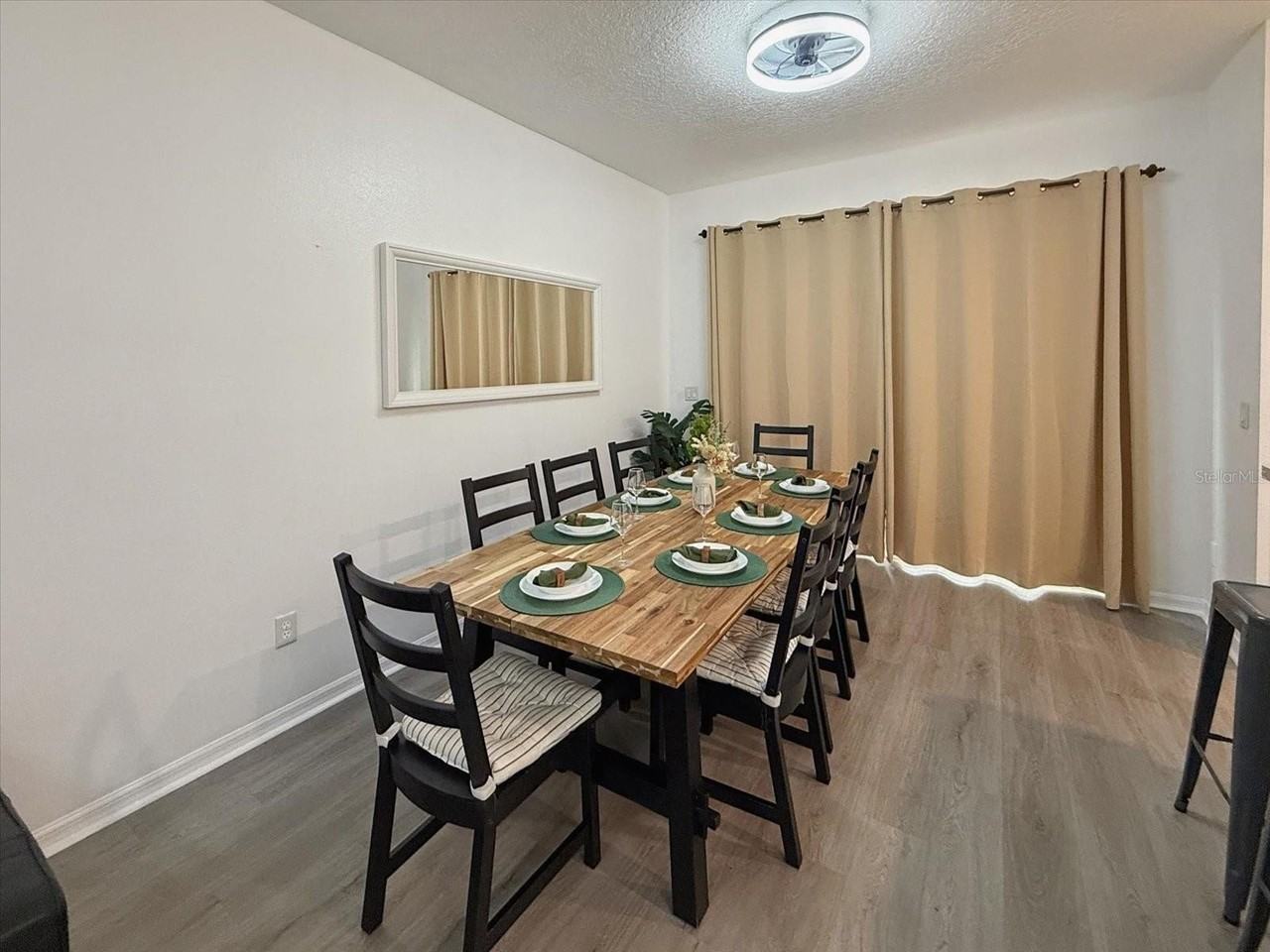 1302 S Beach Cir - Photo 4 of 38
