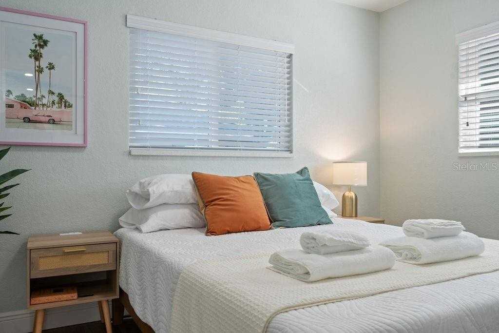 11987 Maple St #2 - Photo 4 of 41